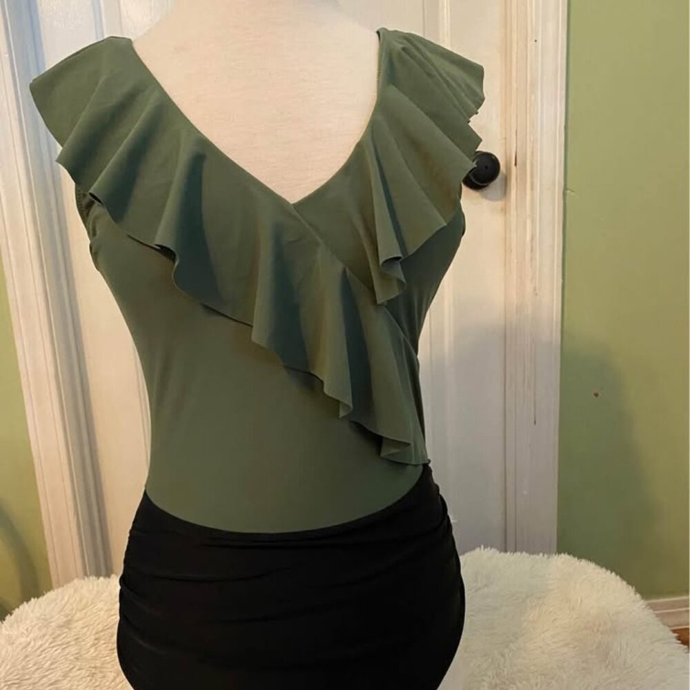 One-piece swimsuit sz L. Green/black. Ruffled. Blooming Jelly. Control. New.